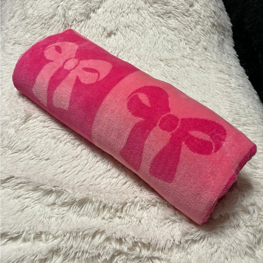Pink Bow Beach Towel